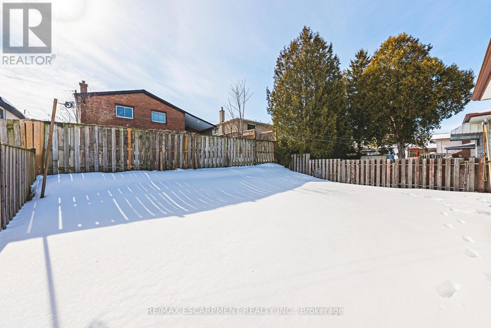 26 Quaker Crescent, Hamilton, ON - Outdoor