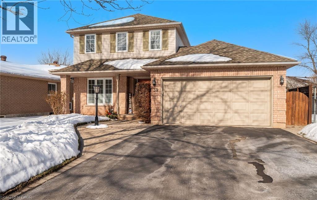 39 Colonial Crescent, Grimsby, ON - Outdoor