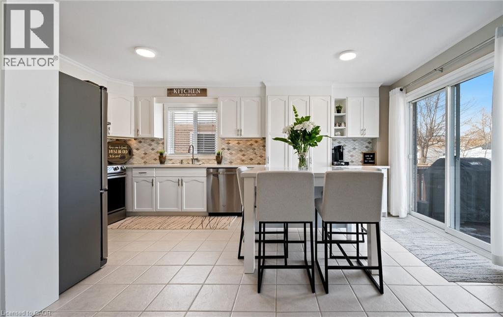 39 Colonial Crescent, Grimsby, ON - Indoor