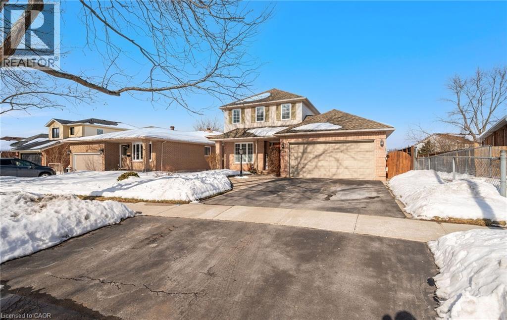 39 Colonial Crescent, Grimsby, ON - Outdoor