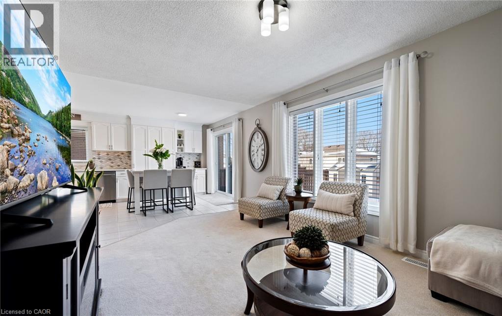 39 Colonial Crescent, Grimsby, ON - Indoor