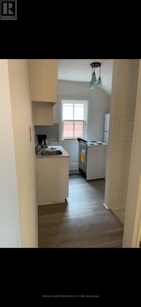 70 Wellington Street S, Hamilton, ON - Indoor