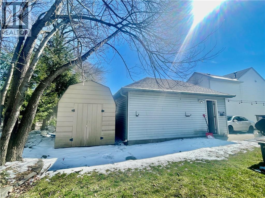 684 Jacob Lane, Waterloo, ON - Outdoor