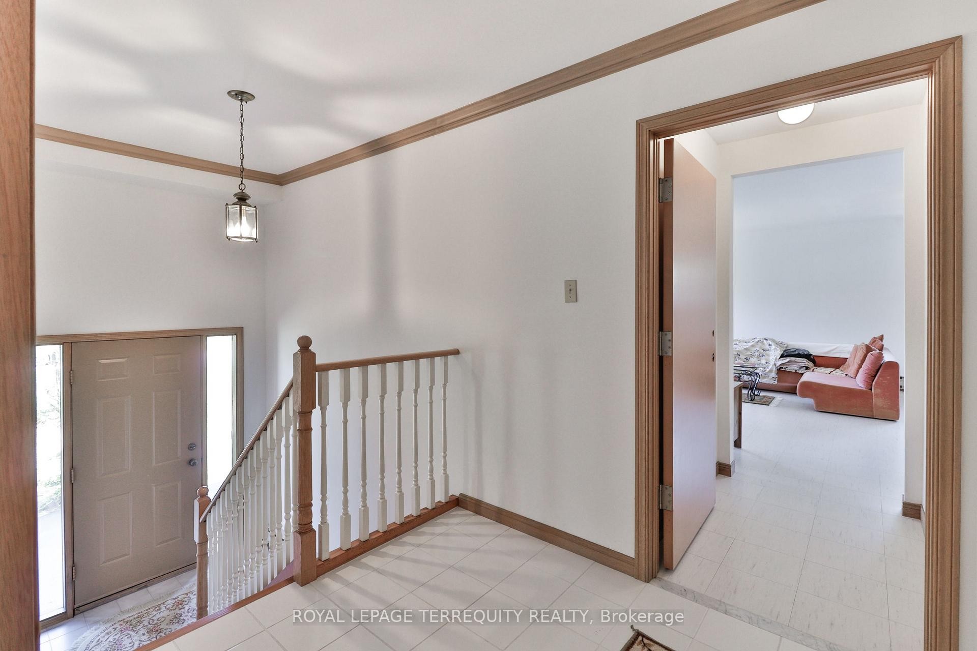 46 Stocco Circle, Tiny, ON - Indoor Photo Showing Other Room