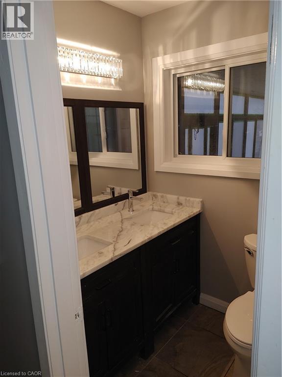 8 Noel Crescent Unit# A, Kitchener, ON - Indoor Photo Showing Bathroom