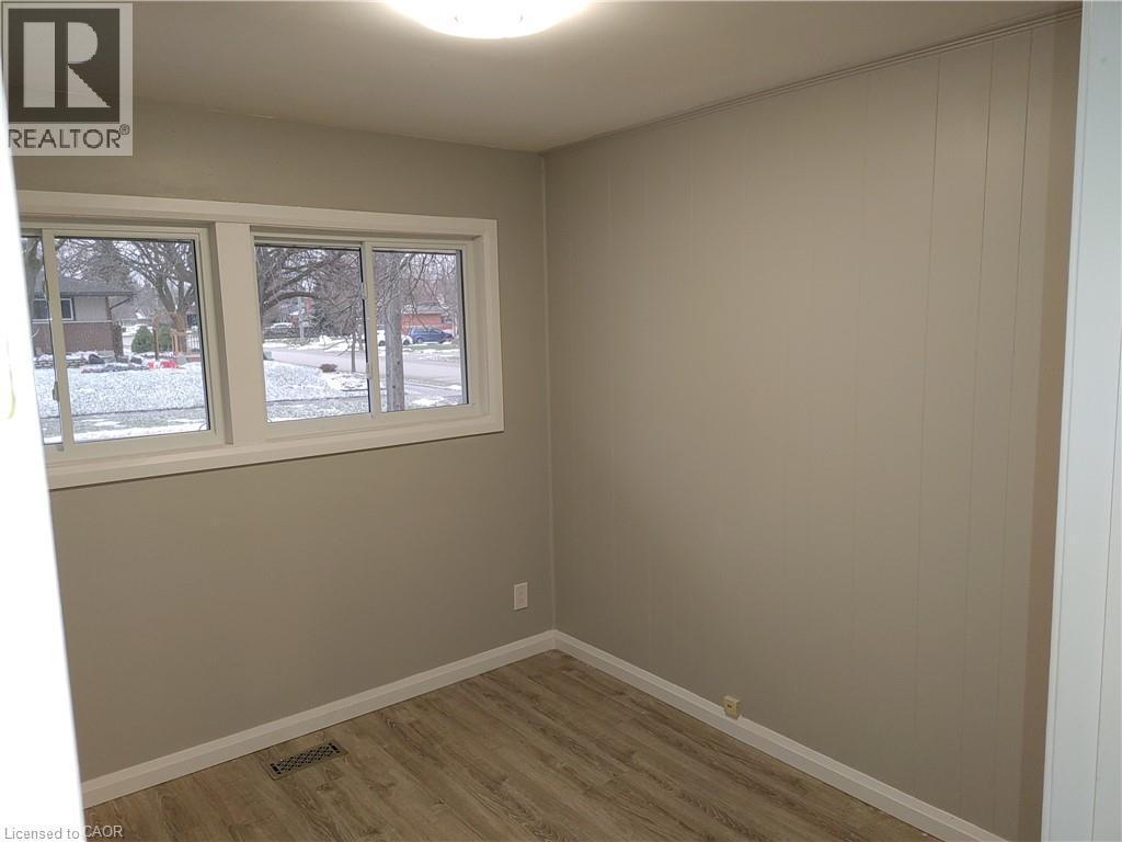 8 Noel Crescent Unit# A, Kitchener, ON - Indoor Photo Showing Other Room