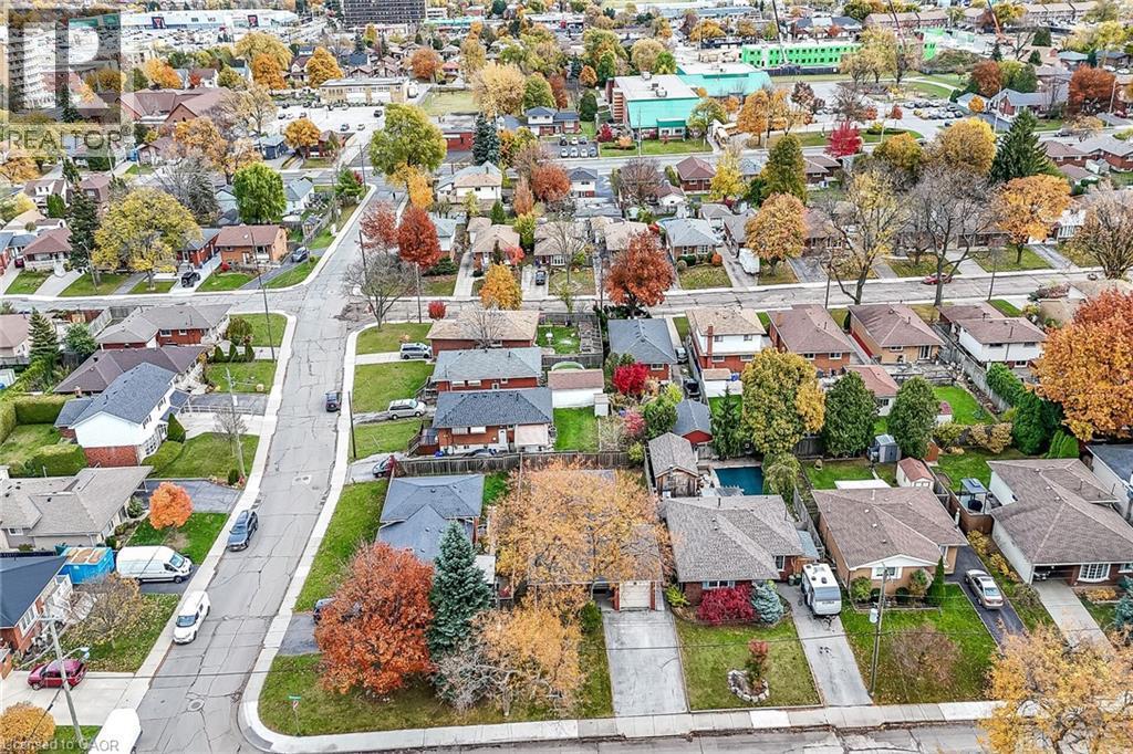 5 Mountbatten Drive, Hamilton, ON - Outdoor With View