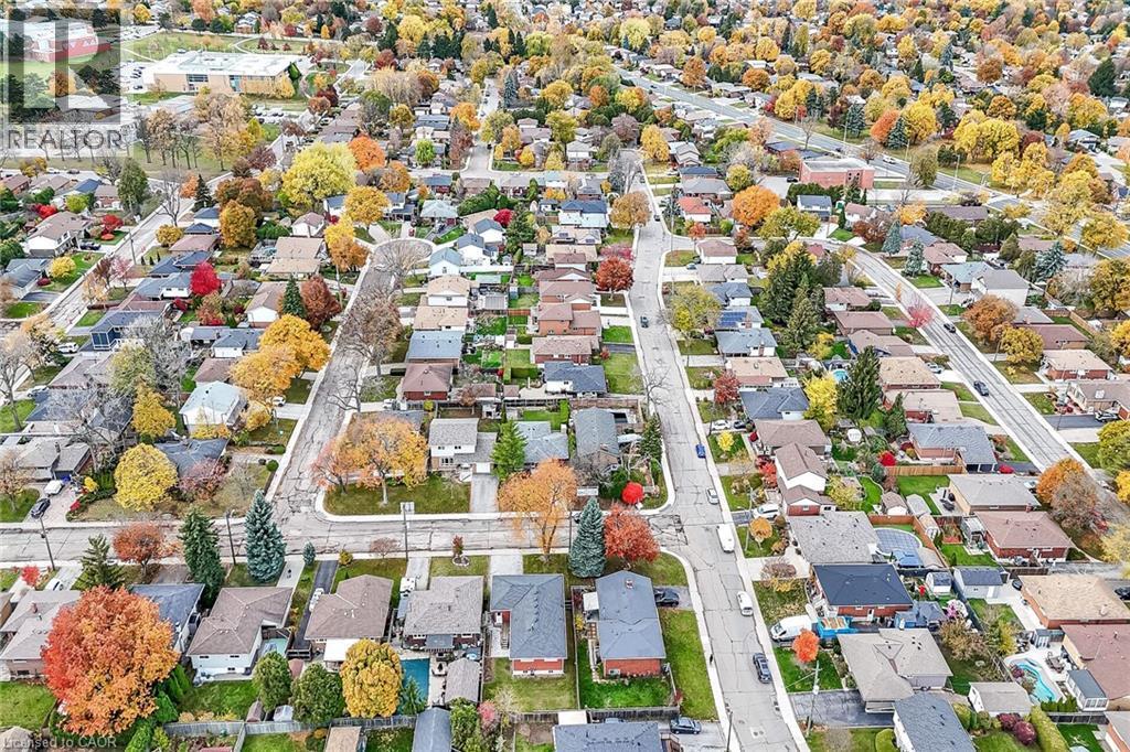 5 Mountbatten Drive, Hamilton, ON - Outdoor With View