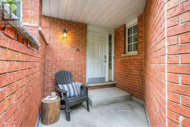 44 Corbett Street, Cambridge, ON - Outdoor With Exterior