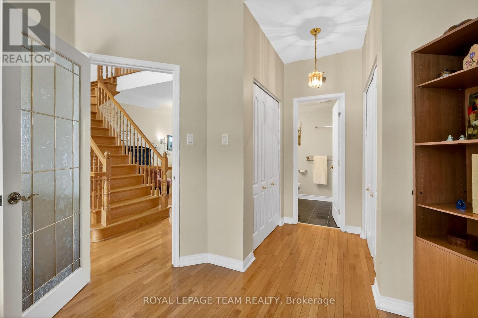 52 Great Oak Private, Ottawa, ON - Indoor Photo Showing Other Room