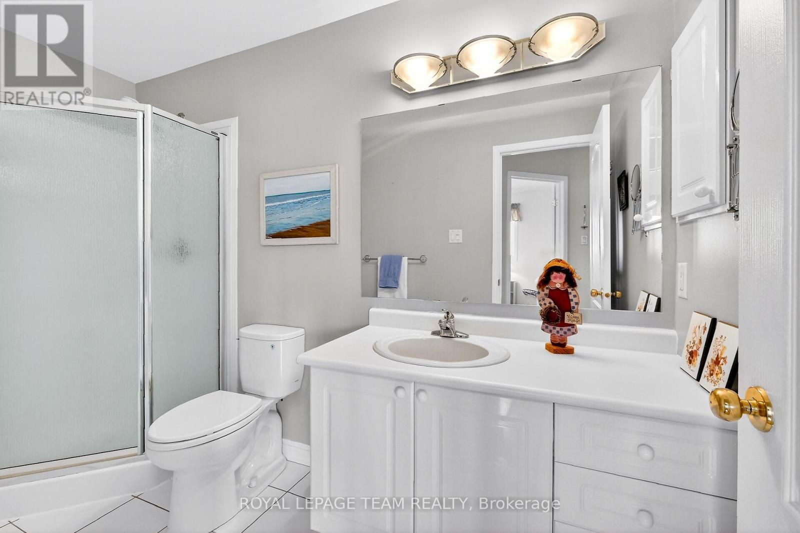 52 Great Oak Private, Ottawa, ON - Indoor Photo Showing Bathroom