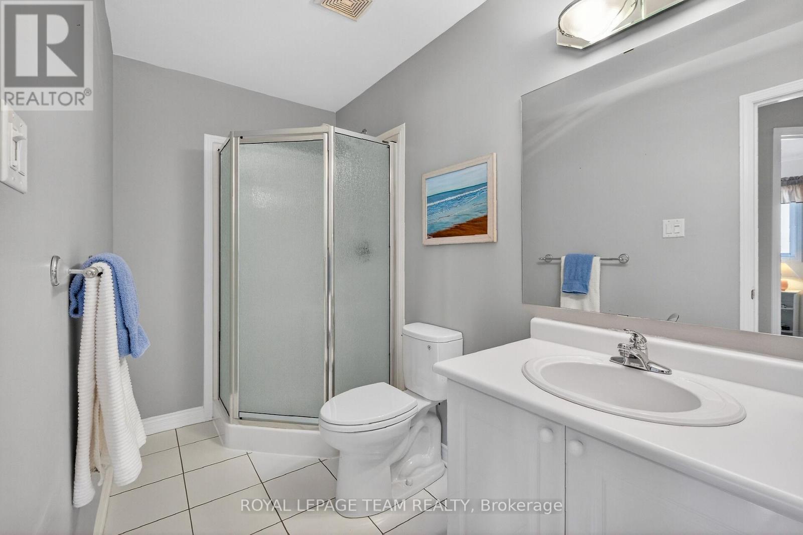 52 Great Oak Private, Ottawa, ON - Indoor Photo Showing Bathroom