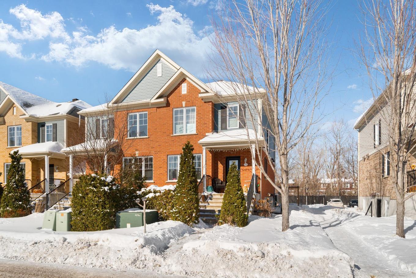 Façade - 5900 Rue Charpentier, Brossard, QC - Outdoor With Facade