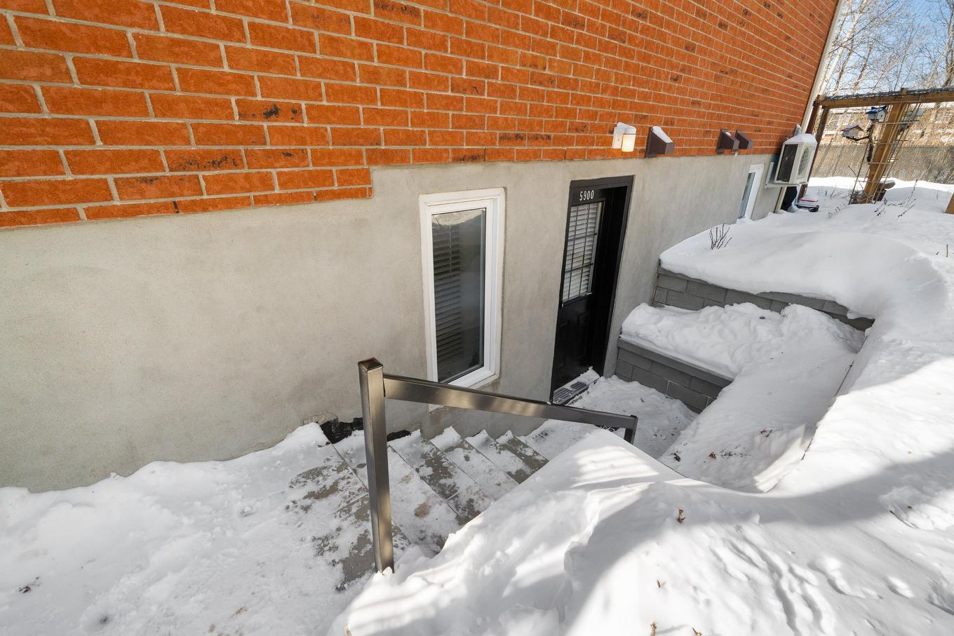 Entrée extérieure - 5900 Rue Charpentier, Brossard, QC - Outdoor