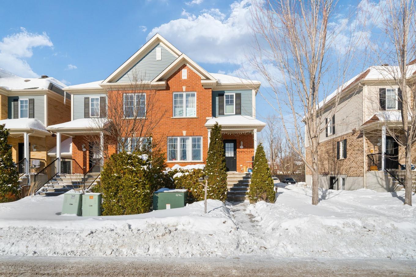 Façade - 5900 Rue Charpentier, Brossard, QC - Outdoor With Facade