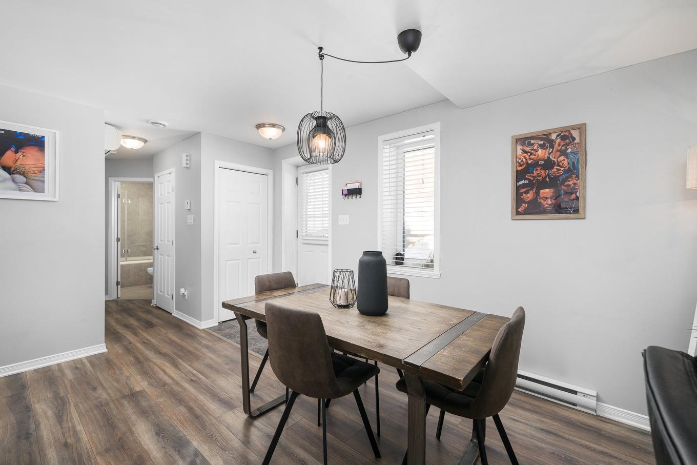Salle à manger - 5900 Rue Charpentier, Brossard, QC - Indoor Photo Showing Dining Room