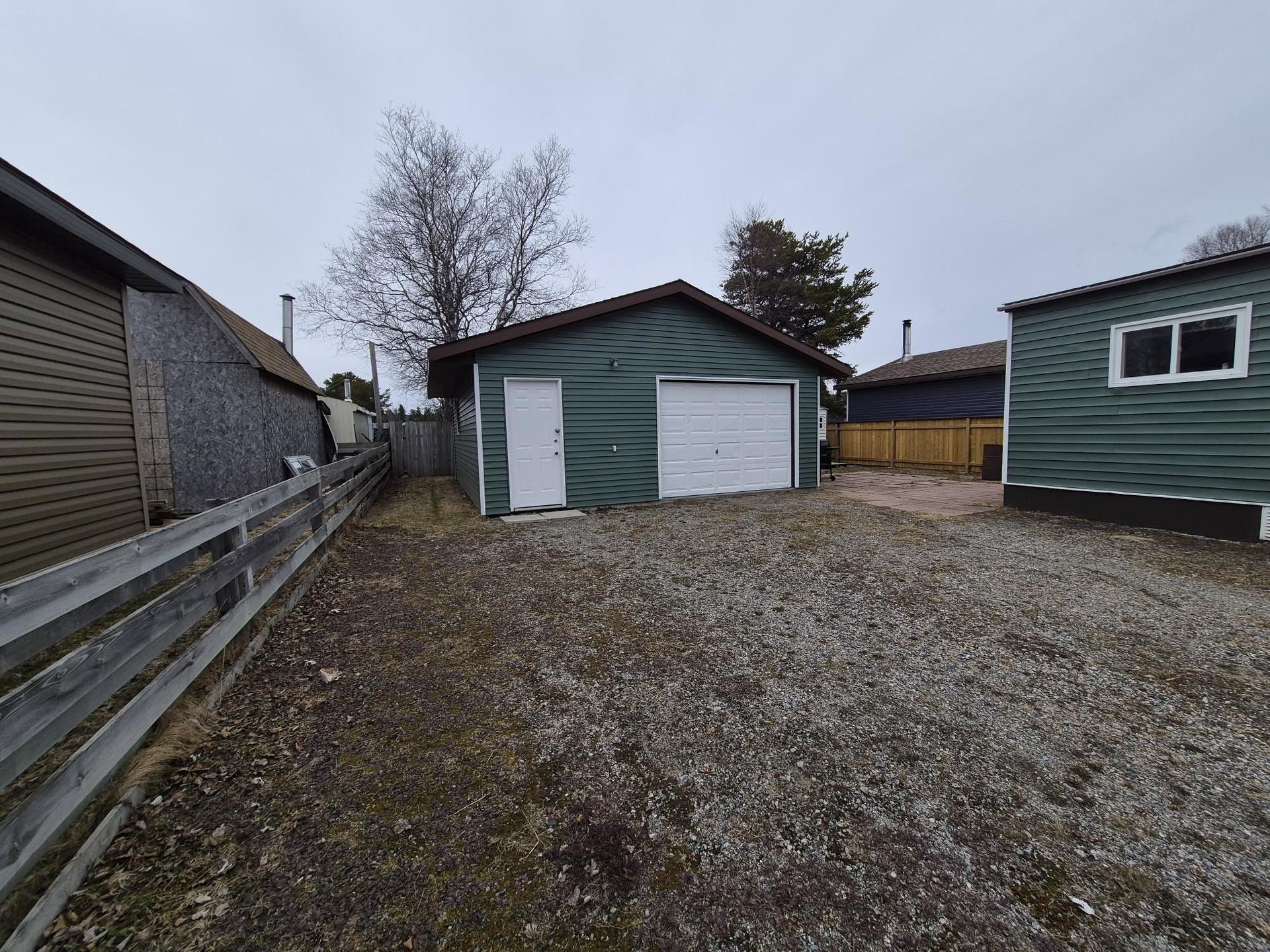 66 Jackson Crescent, Marathon, ON