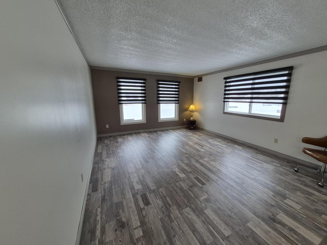 66 Jackson Crescent, Marathon, ON