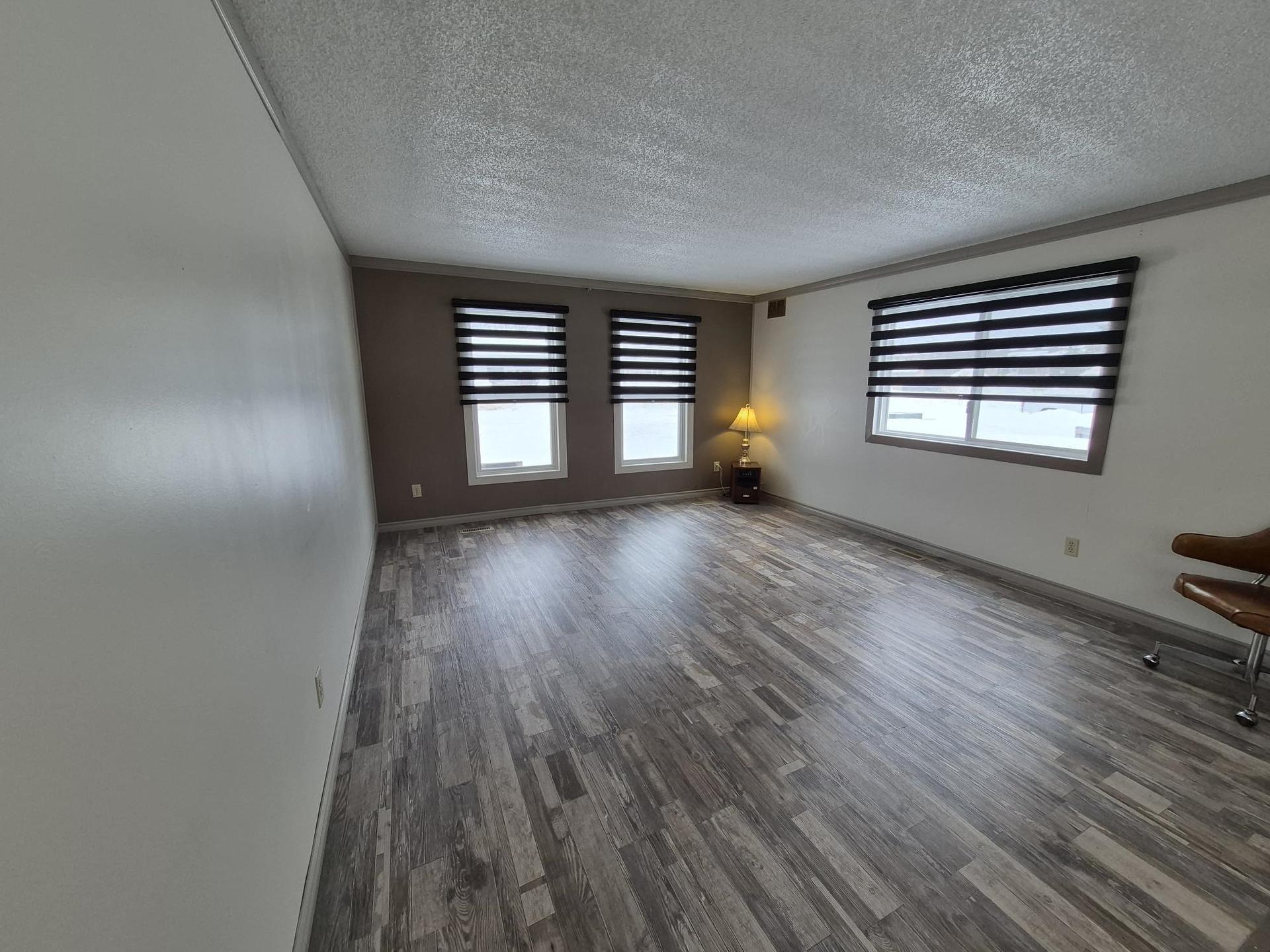 66 Jackson Crescent, Marathon, ON