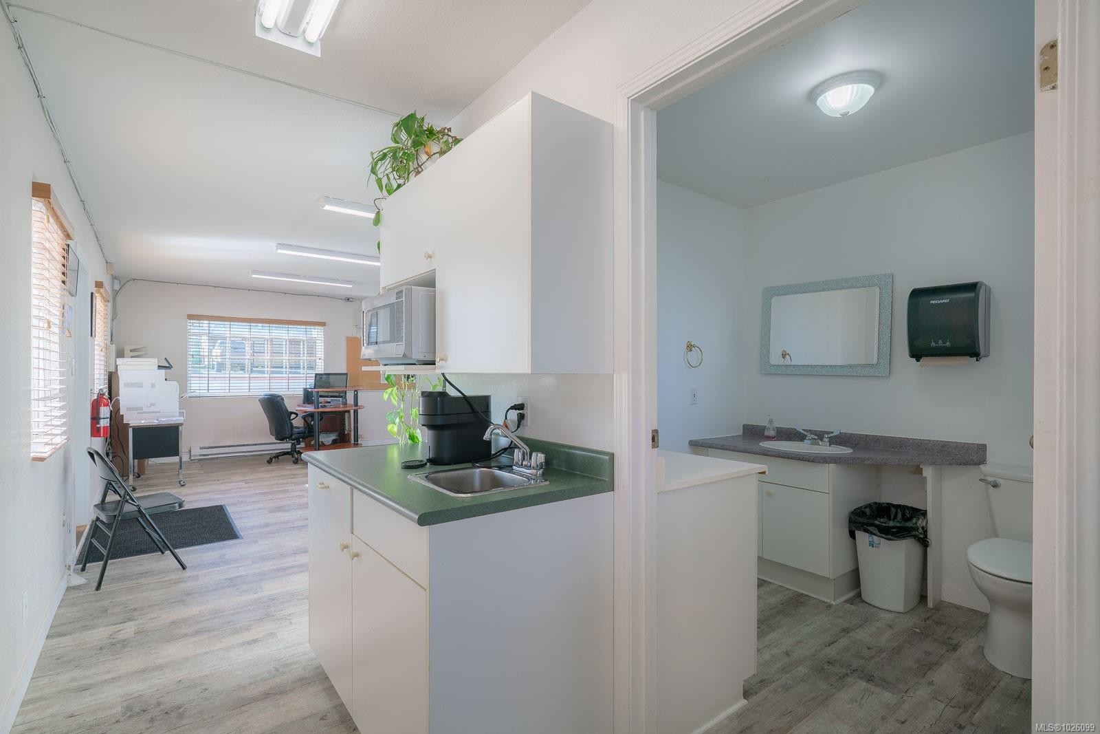 1616 Chaplin St, Crofton, BC