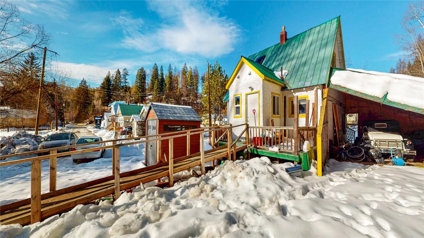 32 Waldie Road, Kimberley, BC - Outdoor