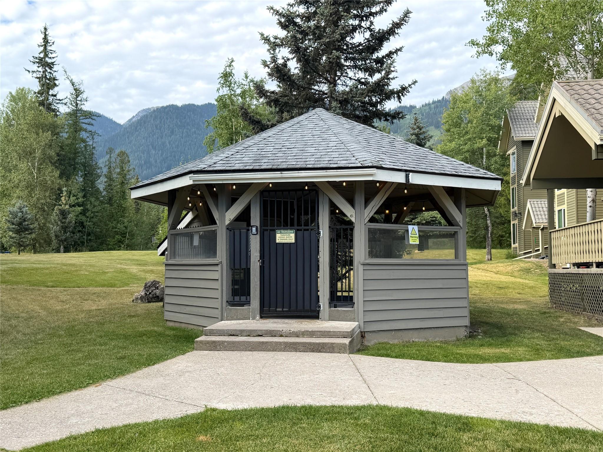 115-4559 Timberline Crescent, Fernie, BC - Outdoor With View