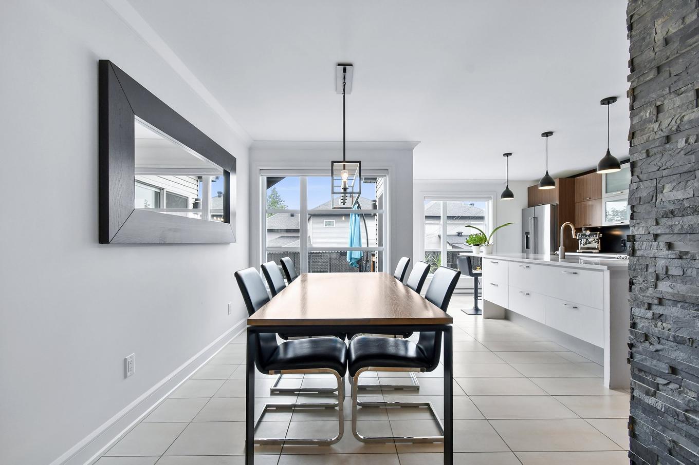 Salle à manger - 20260 Rue De Nevers, Mirabel, QC - Indoor Photo Showing Dining Room
