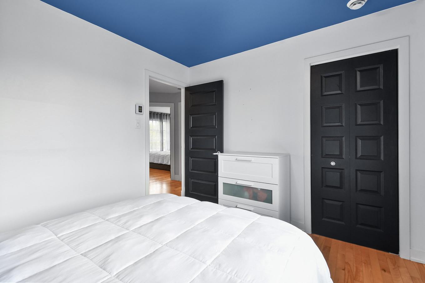 Chambre à coucher - 20260 Rue De Nevers, Mirabel, QC - Indoor Photo Showing Bedroom