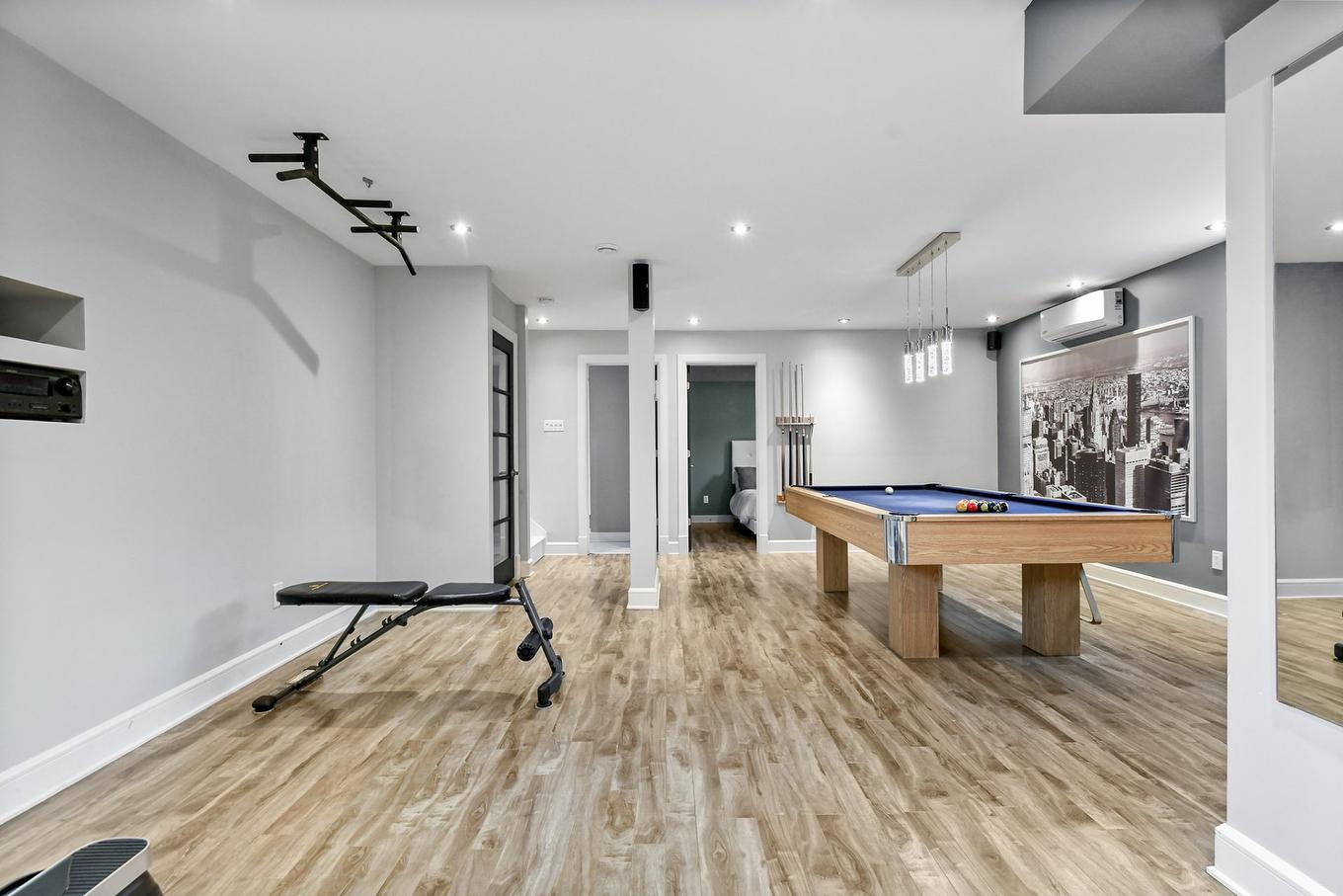 Salle familiale - 20260 Rue De Nevers, Mirabel, QC - Indoor Photo Showing Other Room