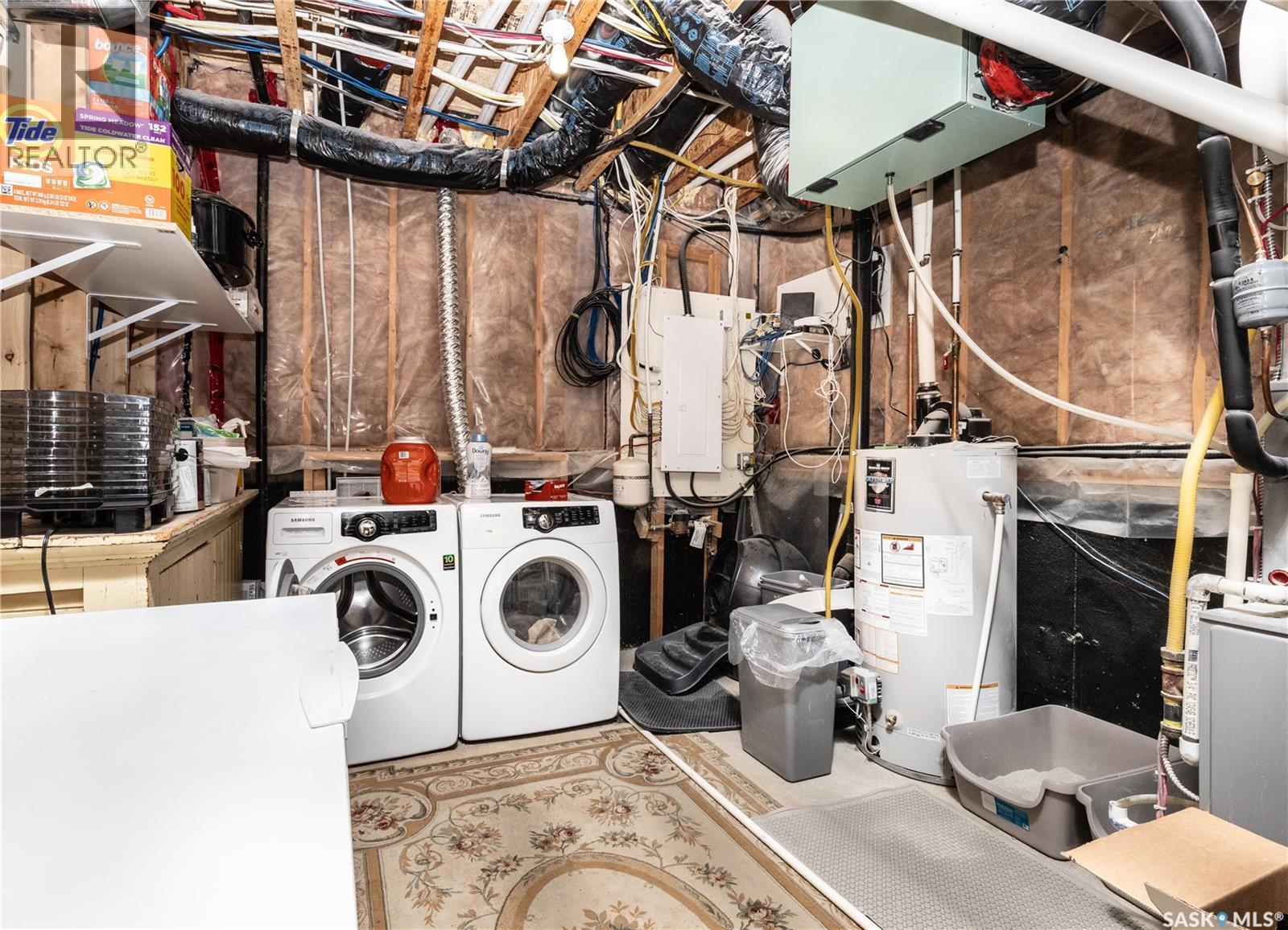 907 Werschner Crescent, Saskatoon, SK - Indoor Photo Showing Laundry Room