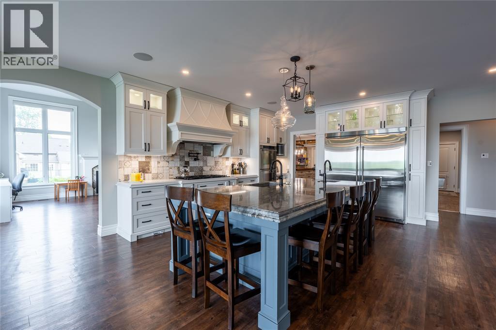 647 St Clair Parkway, St Clair, ON - Indoor