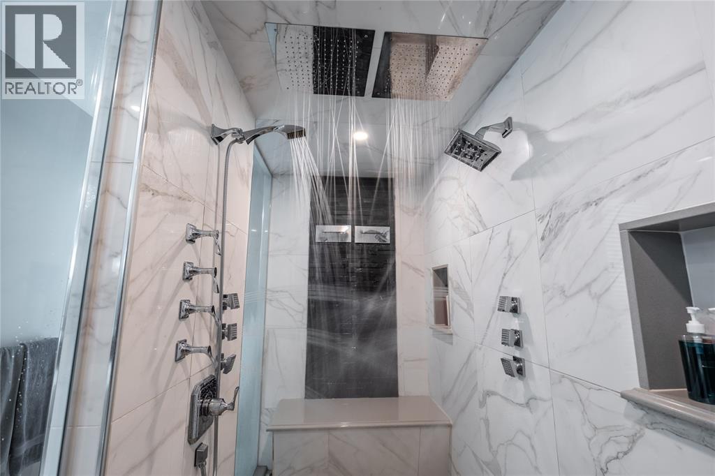 647 St Clair Parkway, St Clair, ON - Indoor Photo Showing Bathroom