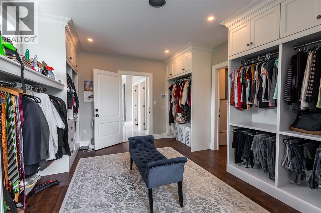 647 St Clair Parkway, St Clair, ON - Indoor