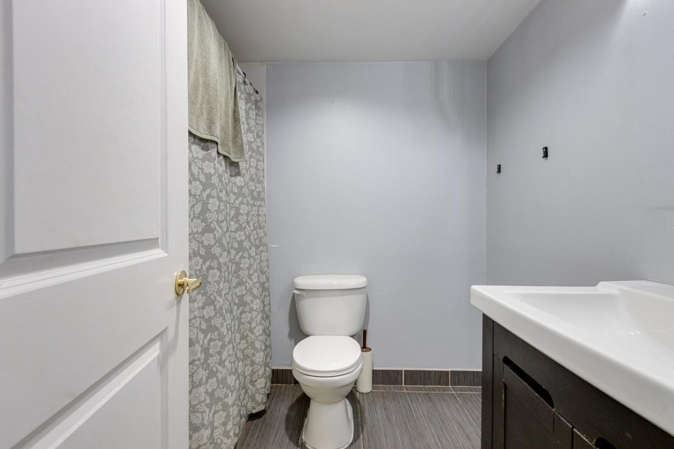 Bathroom - 1422A Rue Alexandre-Desève, Montréal (Ville-Marie), QC - Indoor Photo Showing Bathroom