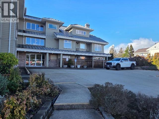 104-4685 Joyce Ave, Powell River, BC - Outdoor