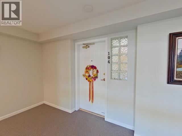 104-4685 Joyce Ave, Powell River, BC - Indoor Photo Showing Other Room