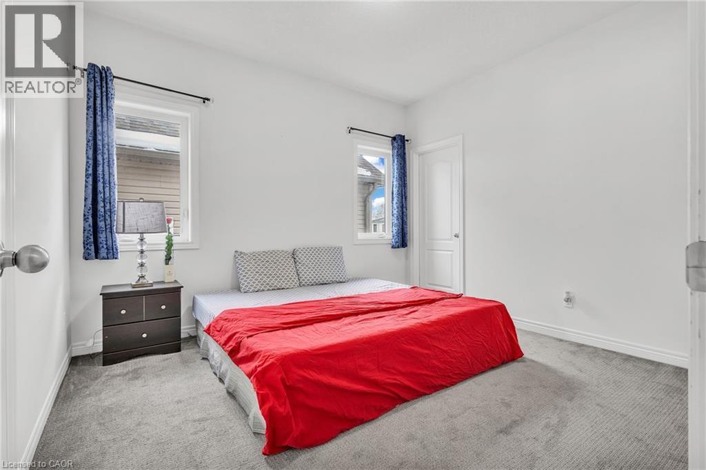 438 Blair Creek Drive, Kitchener, ON - Indoor Photo Showing Bedroom