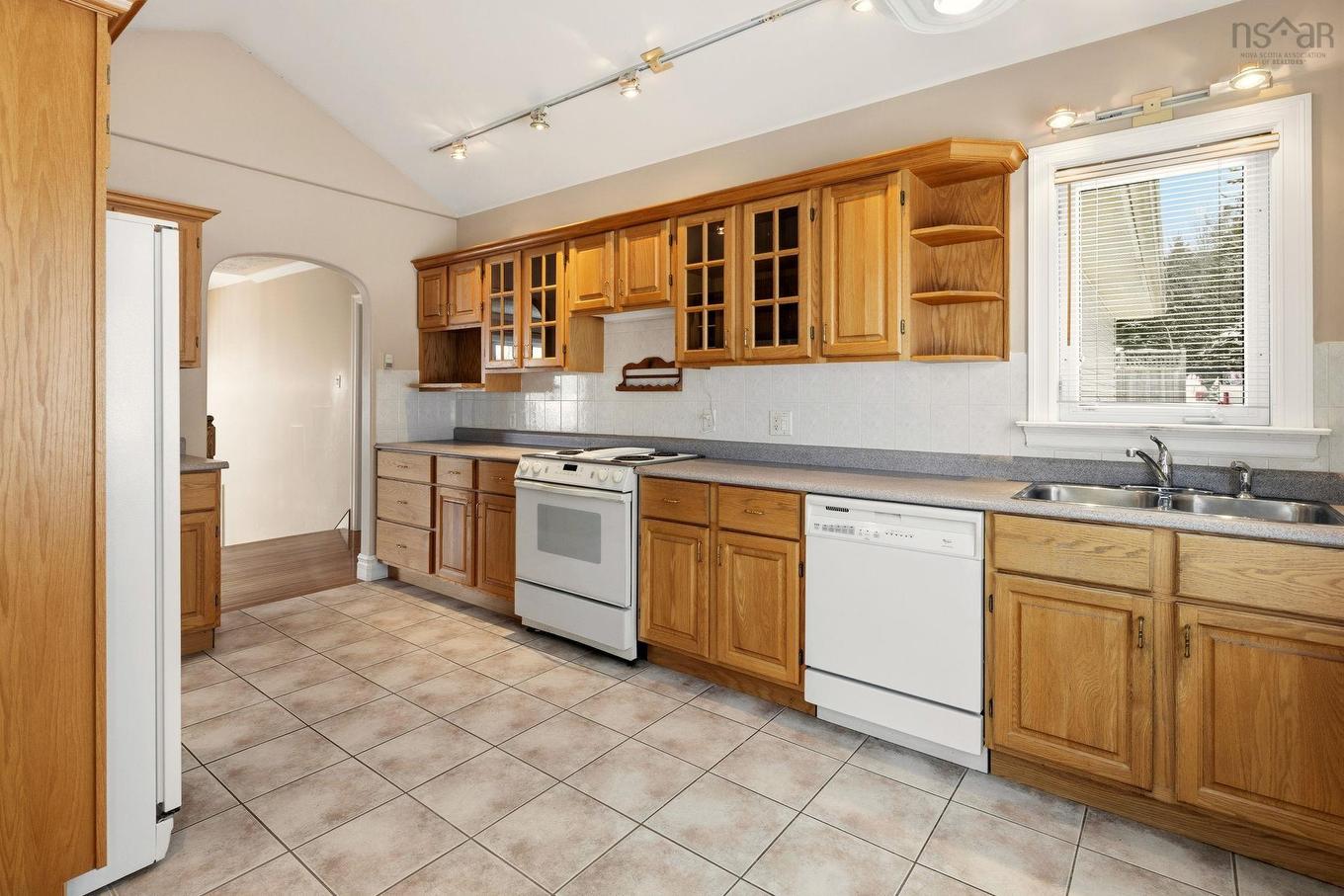 1 Lanshaw Close, Halifax, NS