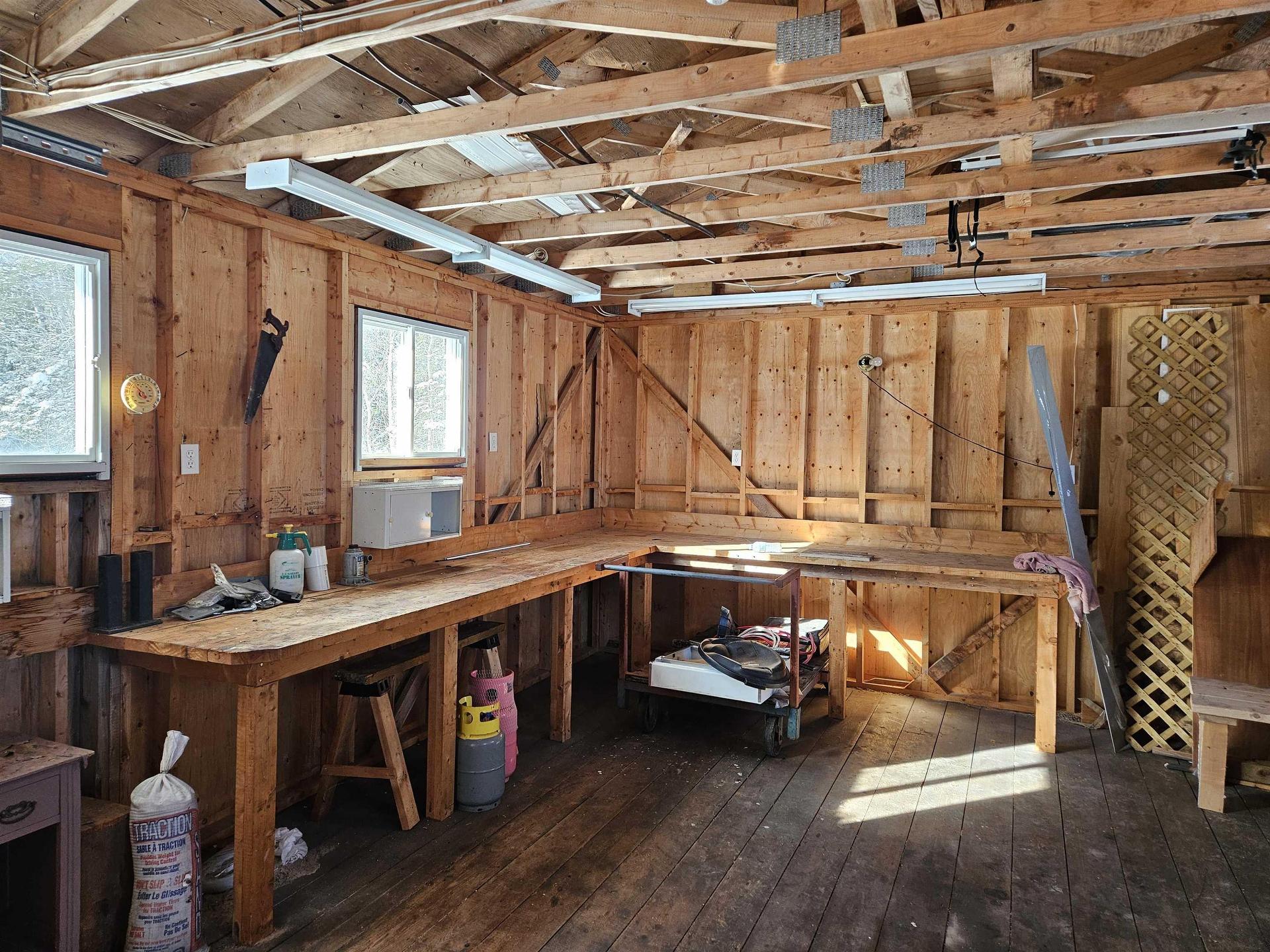 11845 Highway 2, Leamington, NS