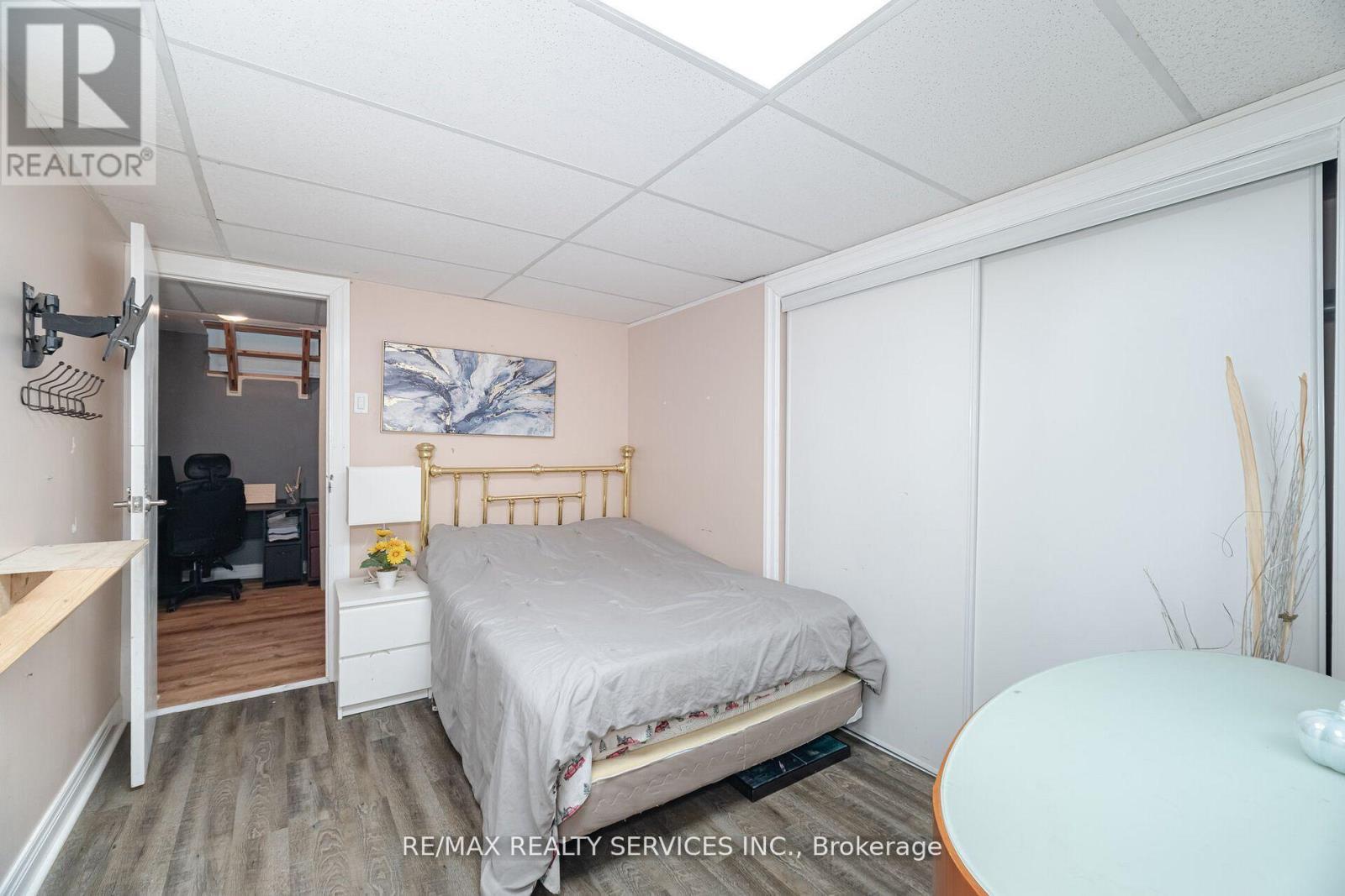 7 Shell Crescent, Mono, ON - Indoor Photo Showing Bedroom