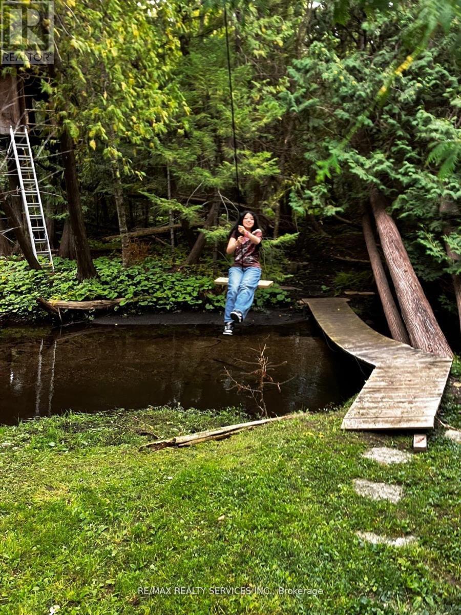 7 Shell Crescent, Mono, ON - Outdoor