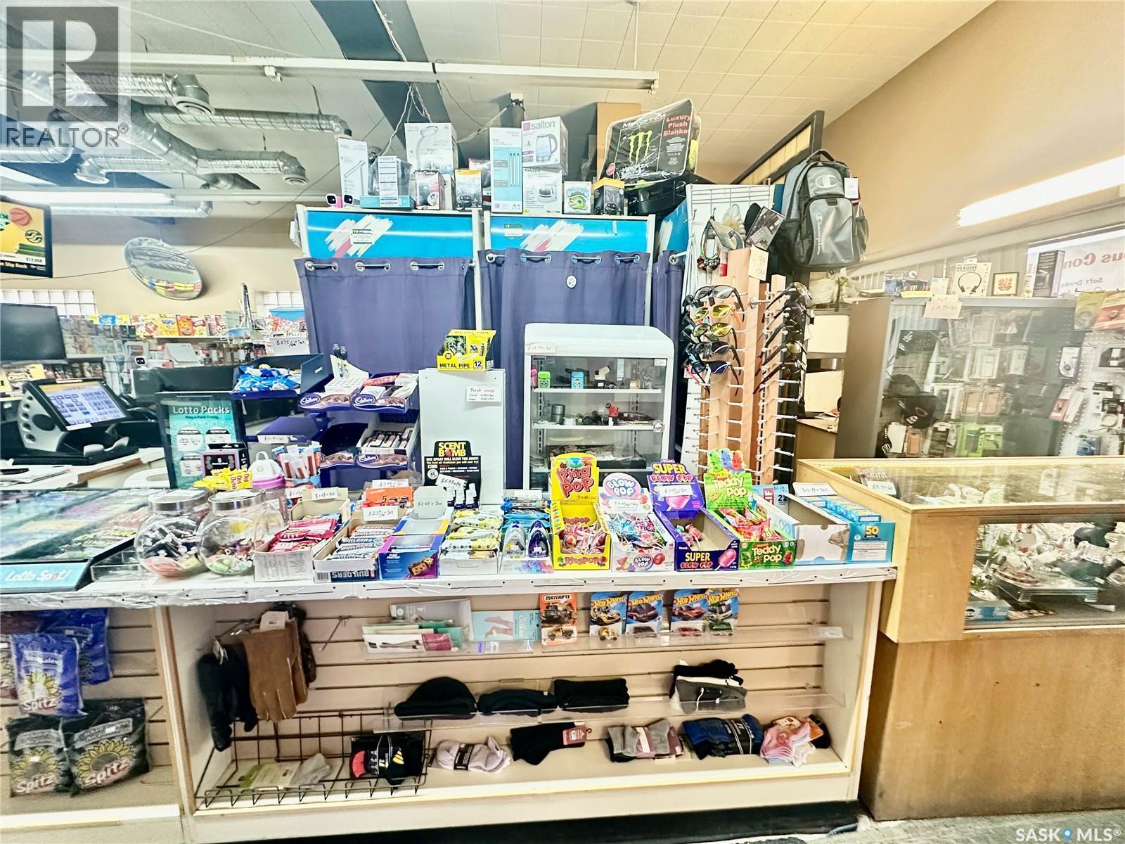 1418 College Drive, Saskatoon, SK