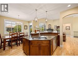 Island for everyday use or easy hosting -