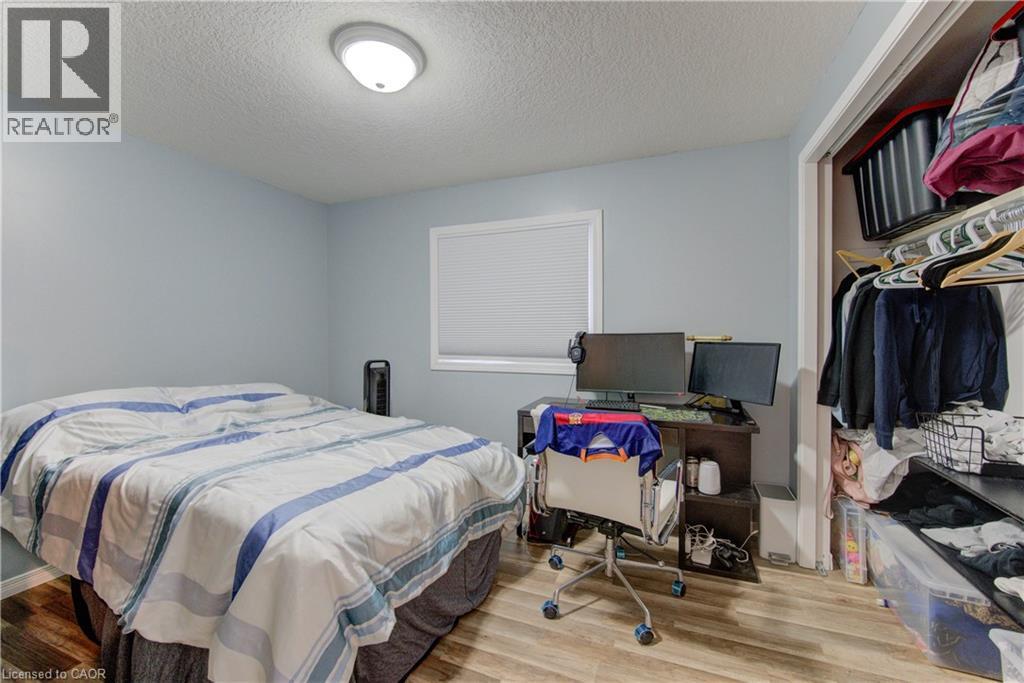 43 Seabrook Drive, Kitchener, ON - Indoor Photo Showing Bedroom