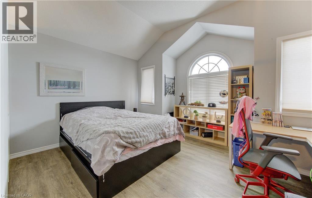 43 Seabrook Drive, Kitchener, ON - Indoor Photo Showing Bedroom