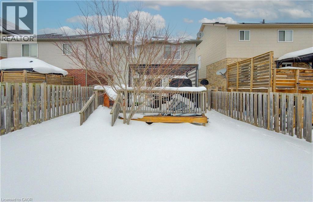 43 Seabrook Drive, Kitchener, ON - Outdoor