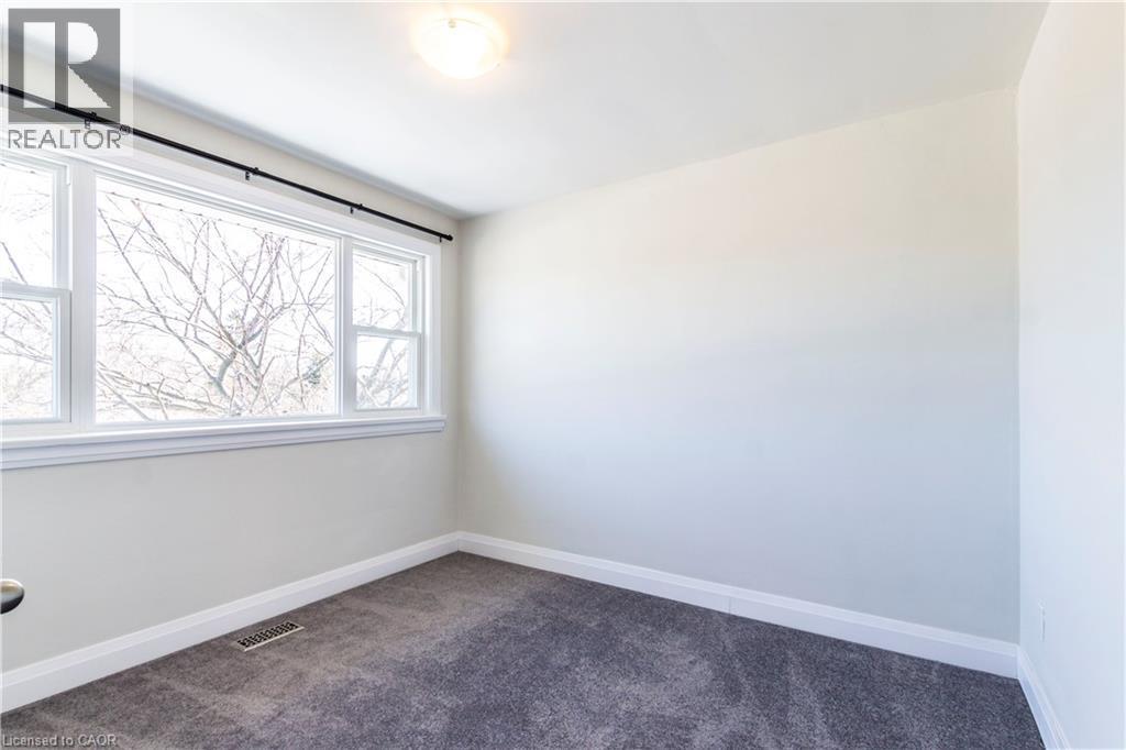 2331 Barclay Road, Burlington, ON - Indoor Photo Showing Other Room