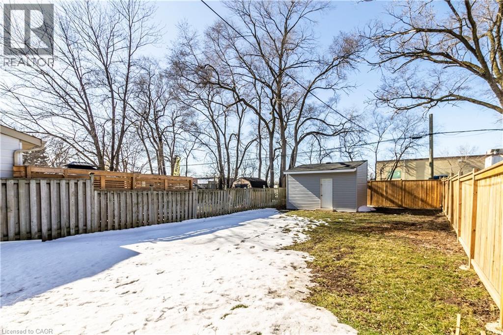 2331 Barclay Road, Burlington, ON - Outdoor