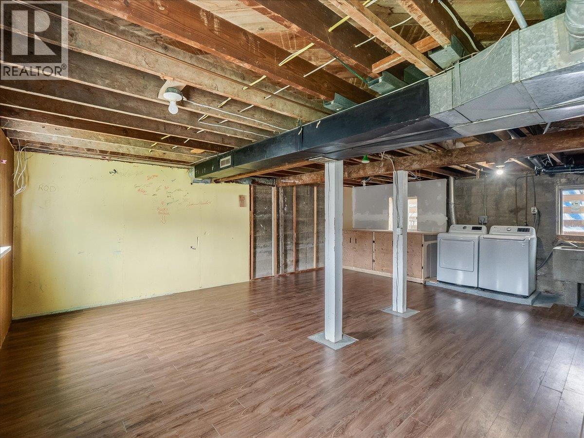 1706 Fourth Avenue, Trail, BC - Indoor Photo Showing Basement