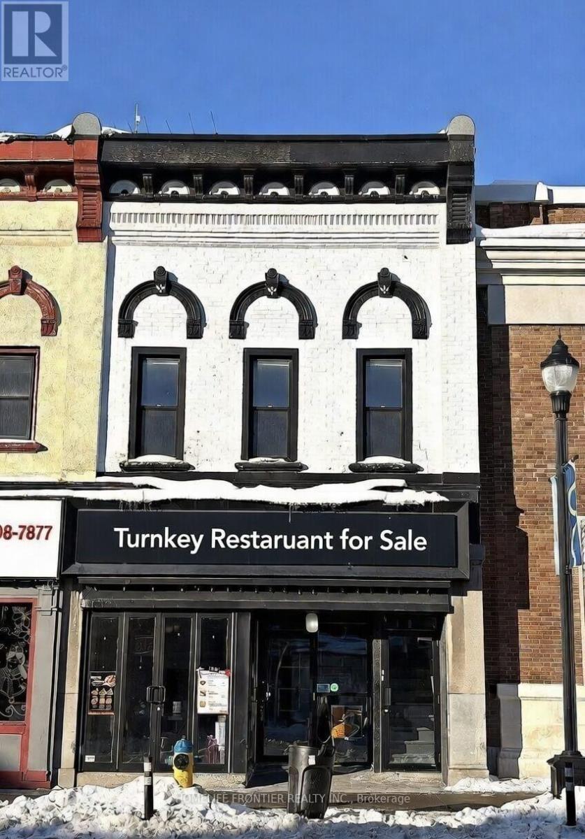 23 King Street N, Waterloo, ON